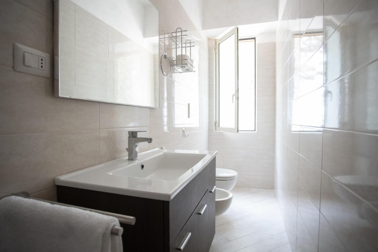 Armonie Centro Lecce Hotel Luaran gambar