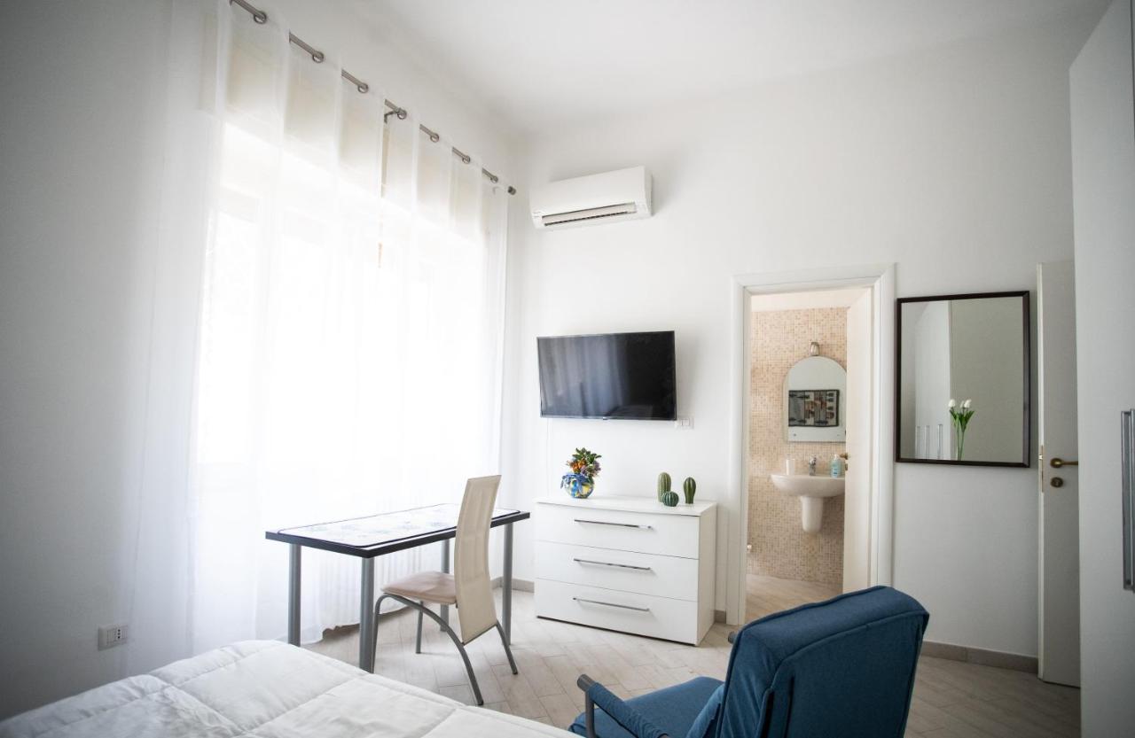 Armonie Centro Lecce Hotel Luaran gambar