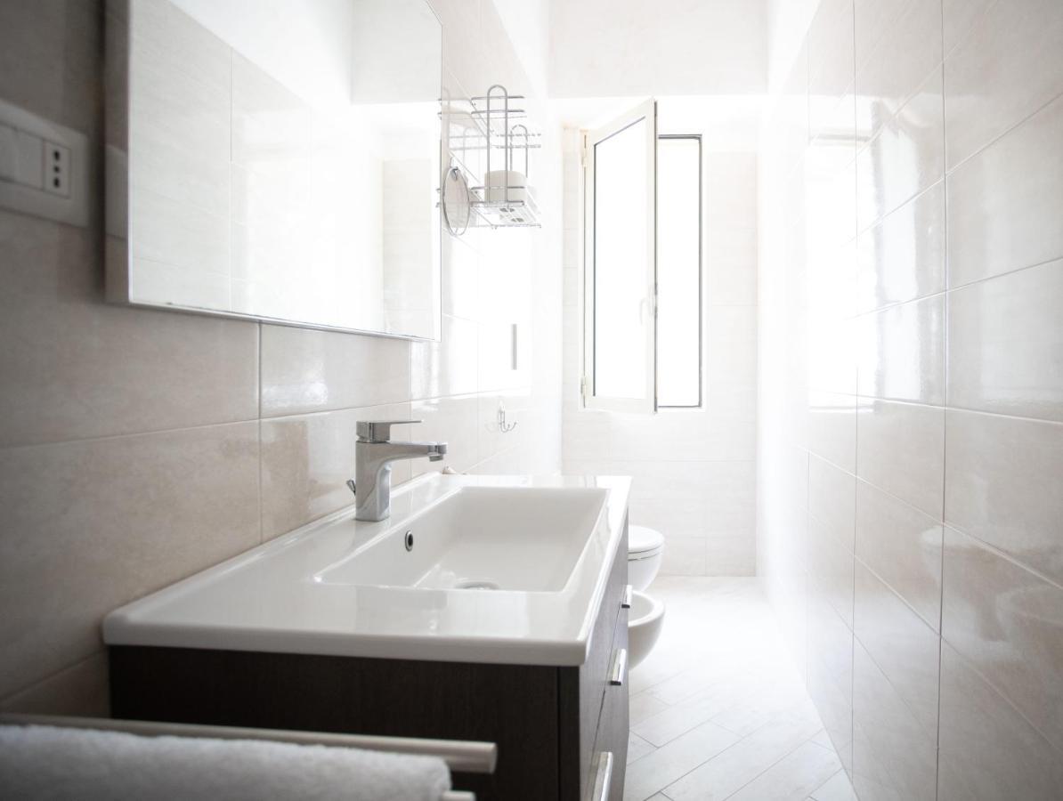 Armonie Centro Lecce Hotel Luaran gambar