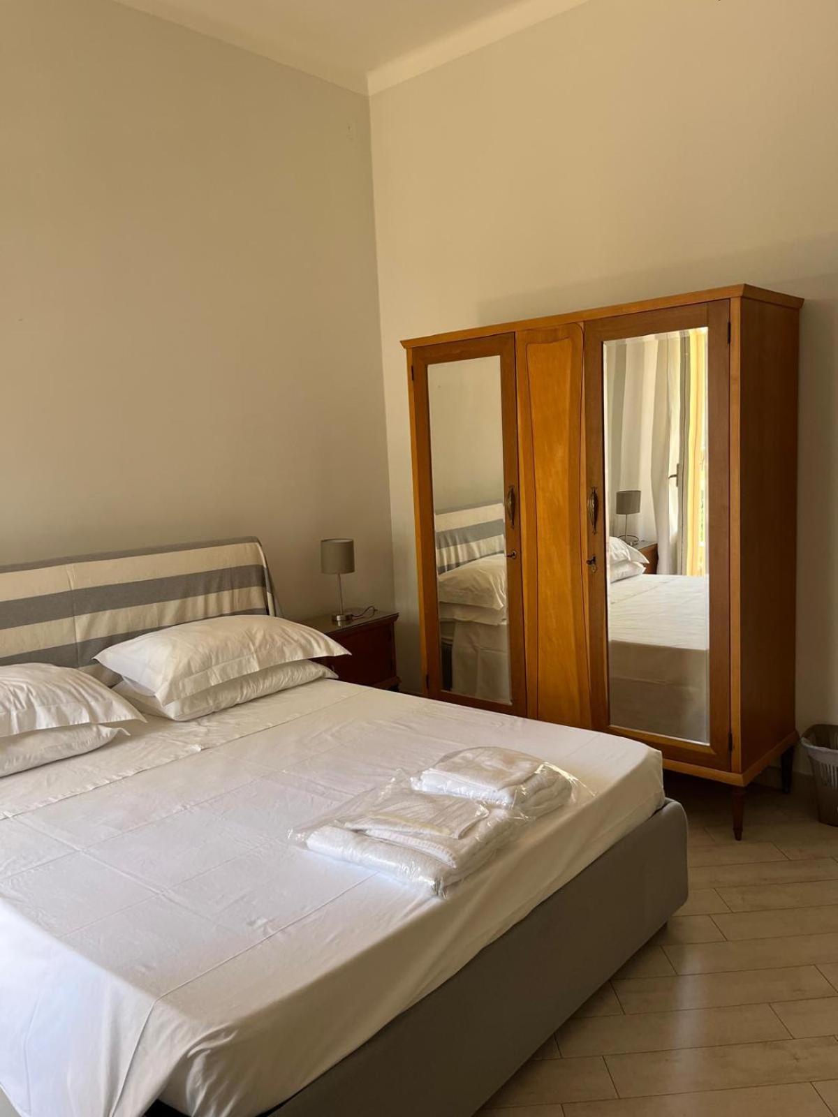 Armonie Centro Lecce Hotel Luaran gambar